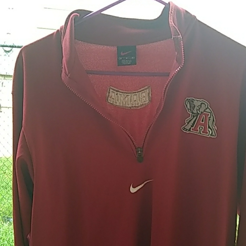 A very Beautiful, " Alabama's pullover"